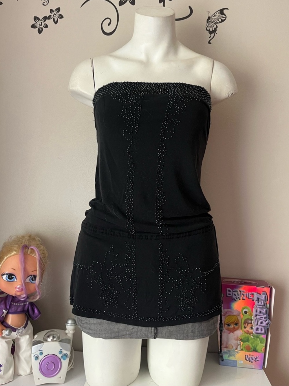 Tristan & Iseut Black Embellished Mini Dress